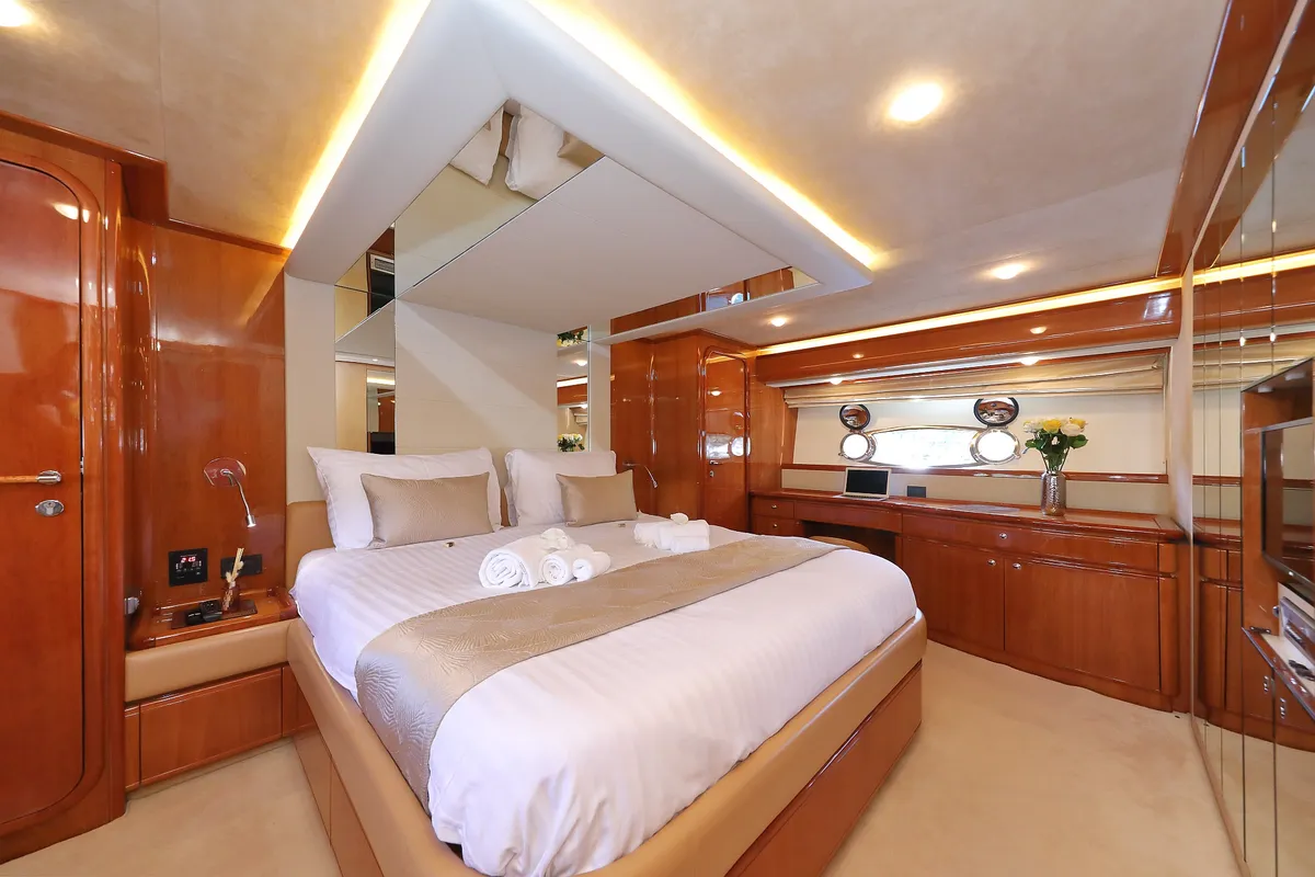 Quo Vadis I, a Ferretti 760 motor yacht at Općina Pakoštane, Croatia