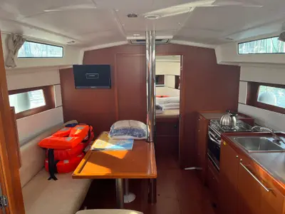 Salon of SAILOR MERCURY, a Beneteau Oceanis 38.1 sailboat at Split, Croatia