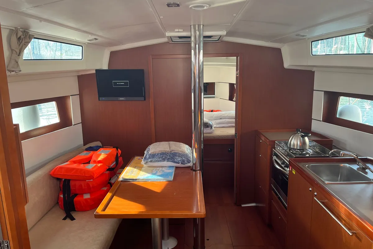 Salon of SAILOR MERCURY, a Beneteau Oceanis 38.1 sailboat at Split, Croatia