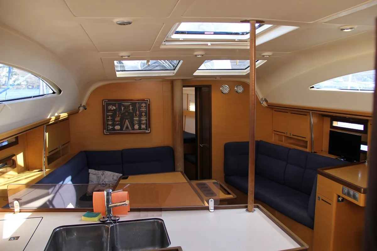 Salon of Okea Iris, a Elan 444 Impression sailboat at Lavreotiki Municipal Unit, Greece