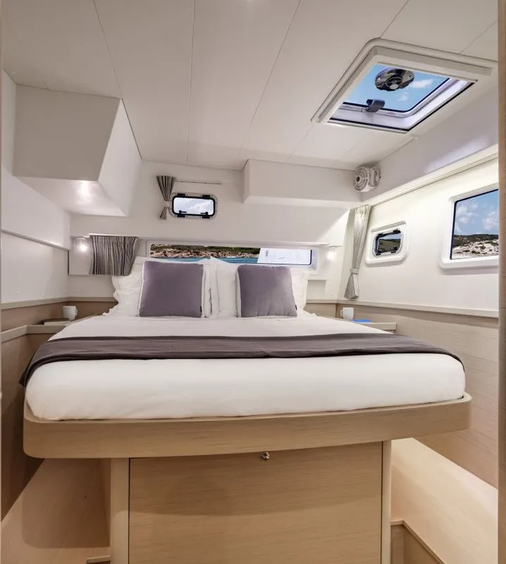 Cabin on Pirelli, a Lagoon 42 catamaran at Road Town, British Virgin Islands