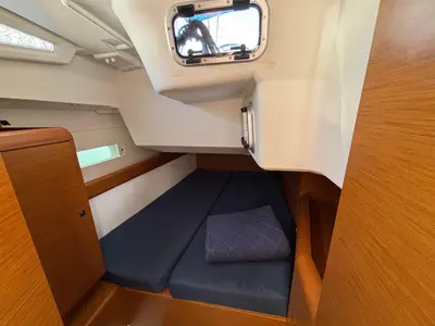 Cabin on Moonlight, a Jeanneau Sun Odyssey 479 sailboat at Grad Pula, Croatia