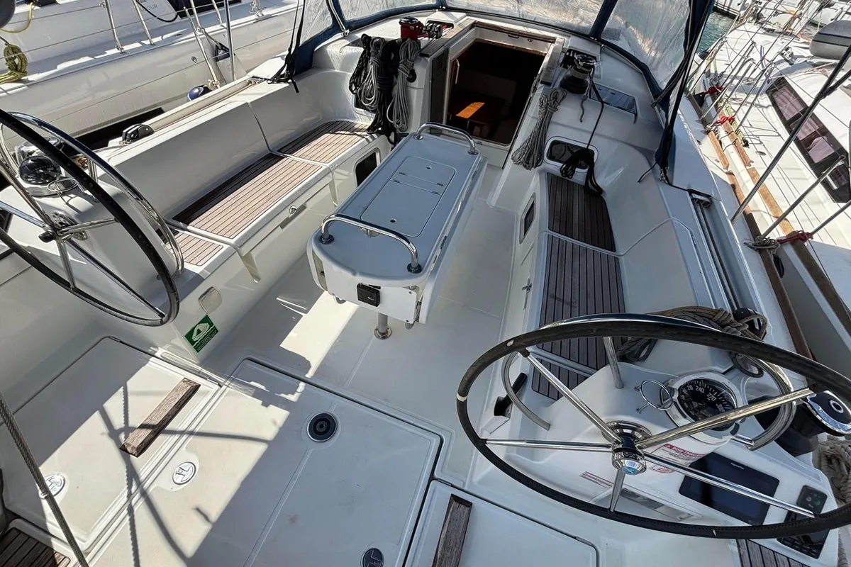 Moonlight, a Jeanneau Sun Odyssey 479 sailboat at Grad Pula, Croatia
