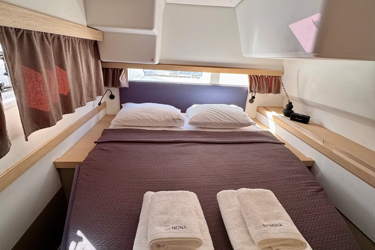 Cabin on Nona, a Fountaine Pajot Isla 40 catamaran at Preveza, Greece