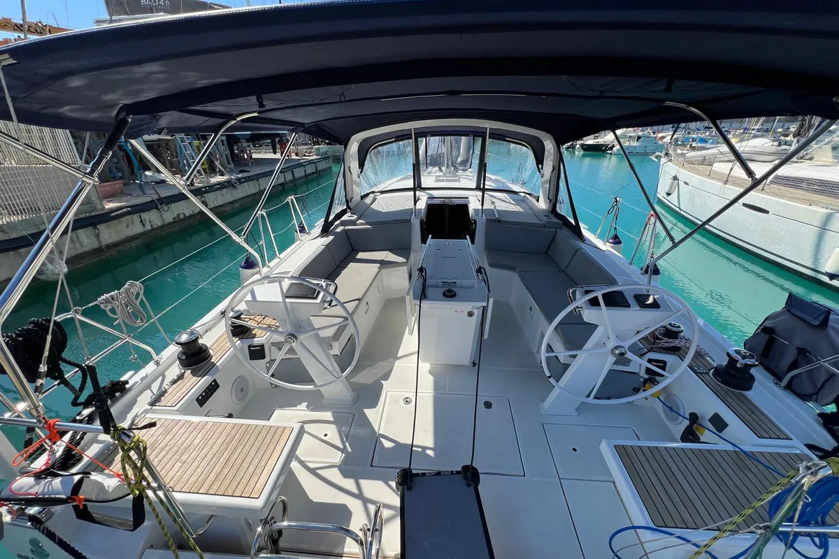 Cockpit of Orione, a Beneteau Oceanis 46.1 sailboat at Rosignano Solvay, Italy