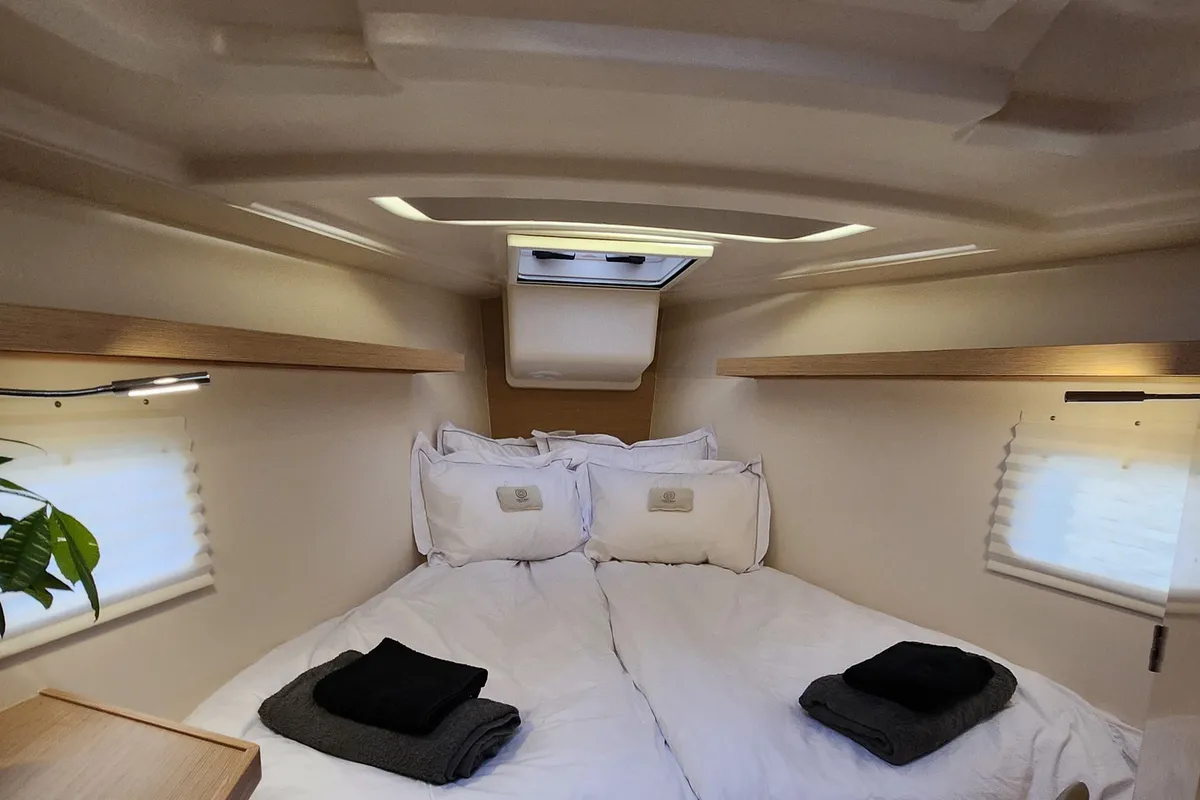 Cabin on Dolce Vita, a Hanse 418 sailboat at Municipal Unit of Apollonioi, Greece