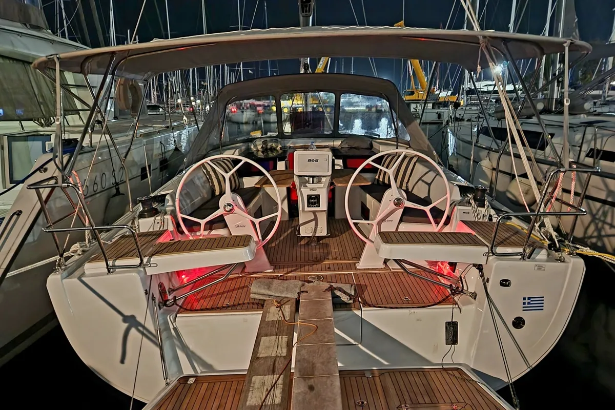 Cockpit of Dolce Vita, a Hanse 418 sailboat at Municipal Unit of Apollonioi, Greece