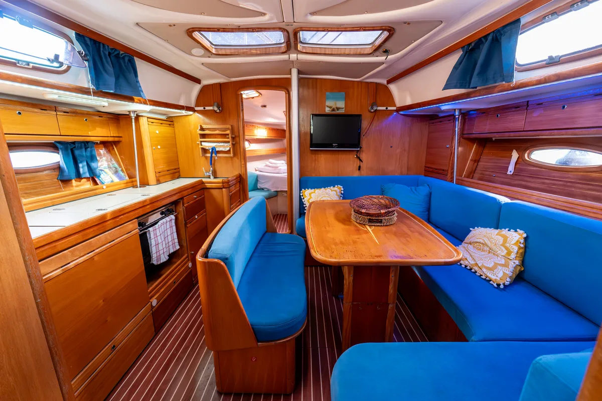 Salon of Okeanos, a Bavaria 39 Cruiser sailboat at Kavala, Greece