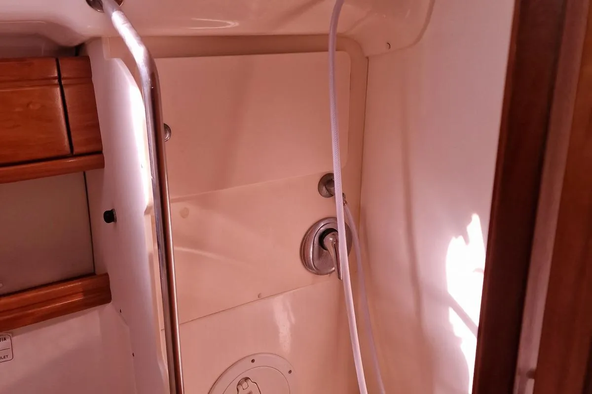 Head on Eleni, a Bavaria 39 Cruiser sailboat at Volos Municipality, Greece
