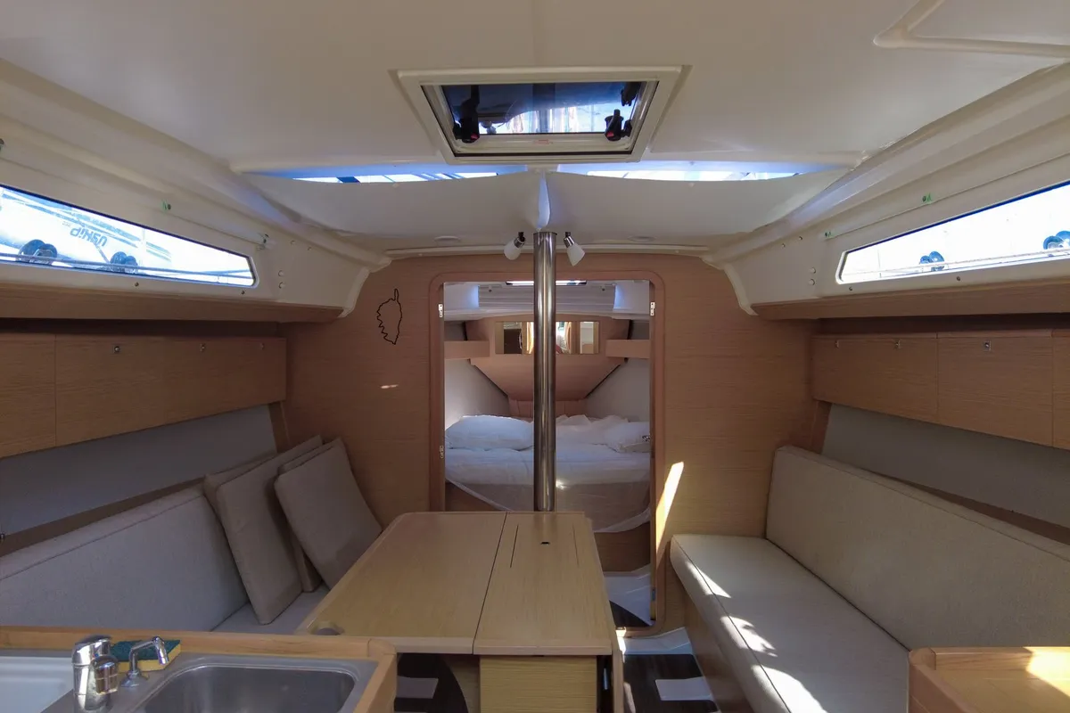 Salon of Eolya, a Dufour 360 GL sailboat at Hyères, France