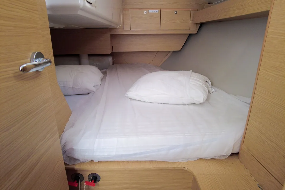Cabin on Eolya, a Dufour 360 GL sailboat at Hyères, France