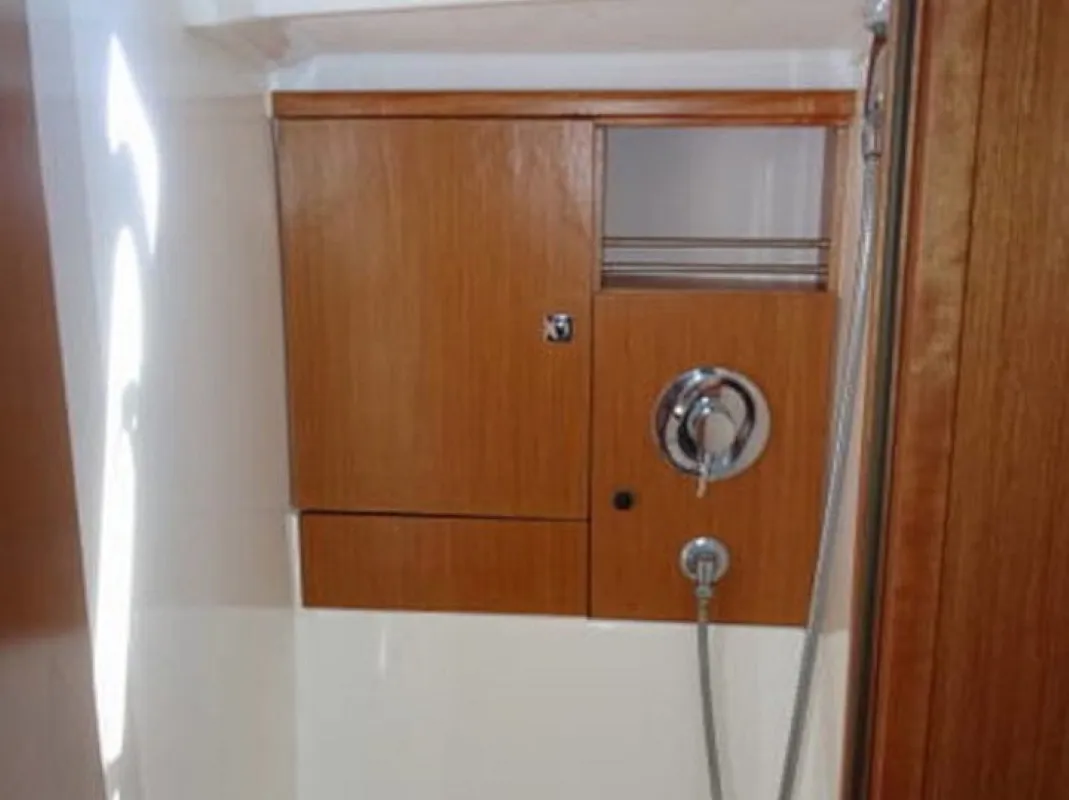 Head on Rea (Refit 2022), a Bavaria 46 Cruiser sailboat at Municipal Unit of Lefkada, Greece