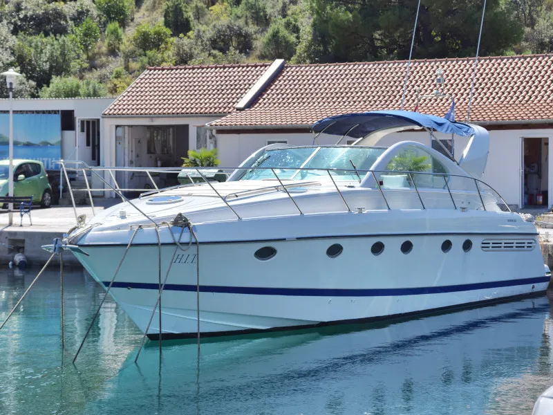 Exterior view of H.I.T., a Fairline Boats Fairlane Targa 48 motorboat at Primošten, Croatia