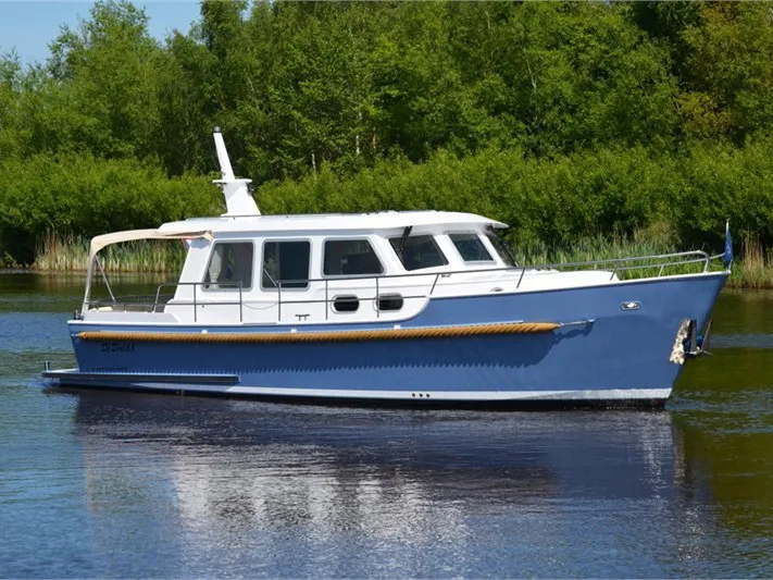 Exterior view of Drait 83, a De Drait Bravoure 34 motorboat at Drachten, Netherlands