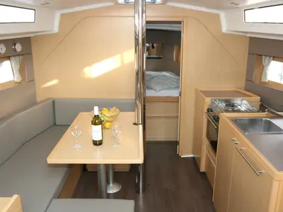 Salon of Olli, a Beneteau Oceanis 38 sailboat at Grad Pula, Croatia