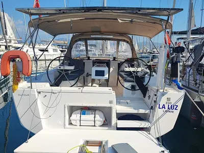 Cockpit of La Luz, a Dufour 390 sailboat at Fethiye, Turkey