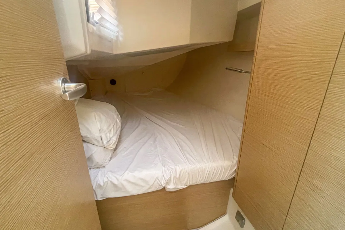 Cabin on Maveric, a Hanse 348- 3 cab. sailboat at Hyères, France