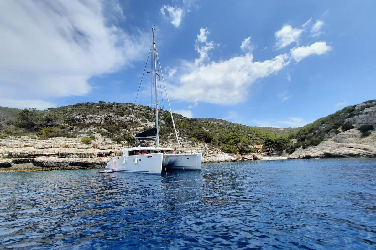 Exterior view of Adriatic Cheetah, a Lagoon 450 F catamaran at Grad Kaštela, Croatia