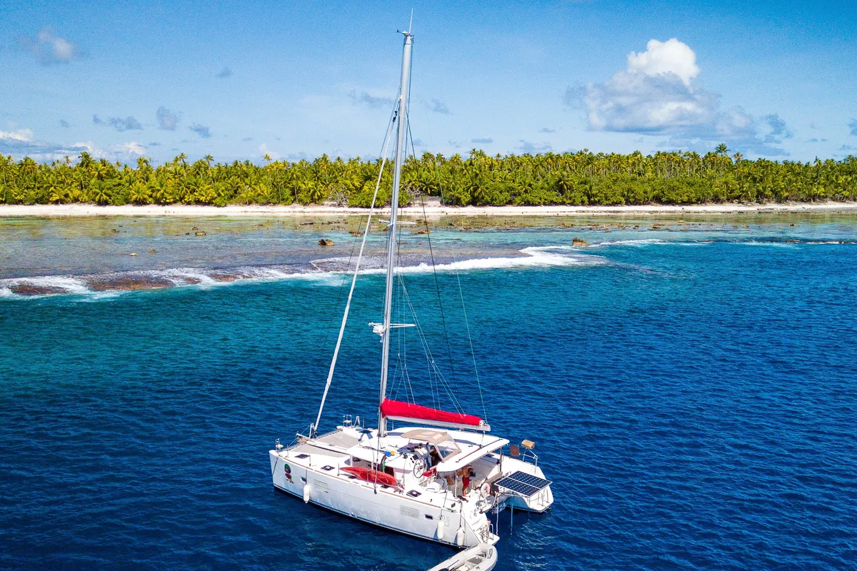 Exterior view of Poe Miti, a Lagoon 400 S2 catamaran at Papeete, France