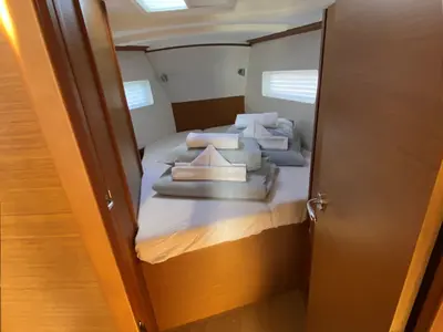 Cabin on 4 elli, a Jeanneau Sun Odyssey 380 sailboat at Palma de Mallorca, Spain