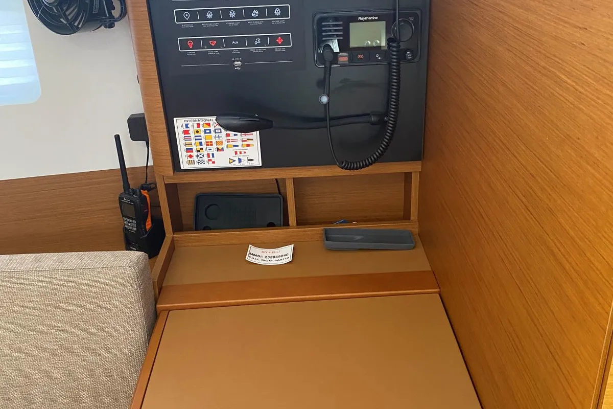 4 elli, a Jeanneau Sun Odyssey 380 sailboat at Palma de Mallorca, Spain