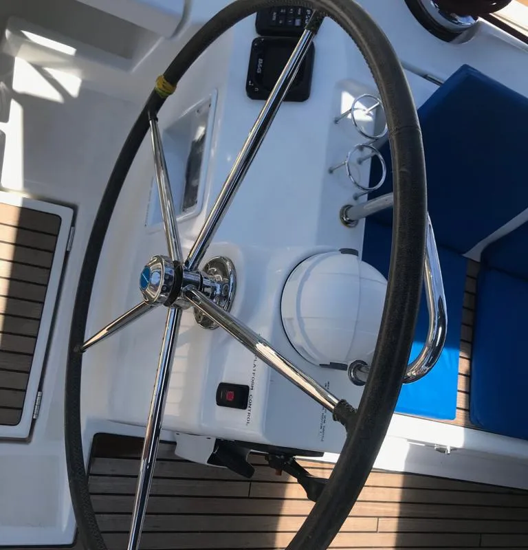 Head on Alboran Gin Fizz, a Beneteau Oceanis 45 sailboat at es Jonquet, Spain