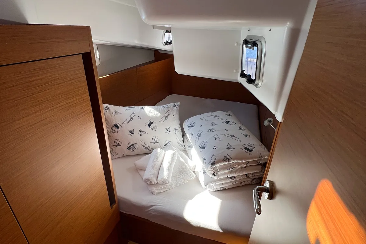 Evelyne, a Jeanneau Sun Odyssey 410 sailboat at Pirovac, Croatia