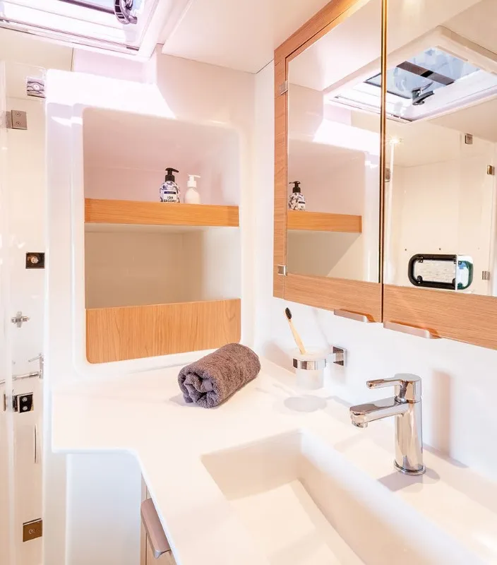 Diamant Tropical, a Bali Catspace catamaran at Ribishi, Saint Vincent and the Grenadines