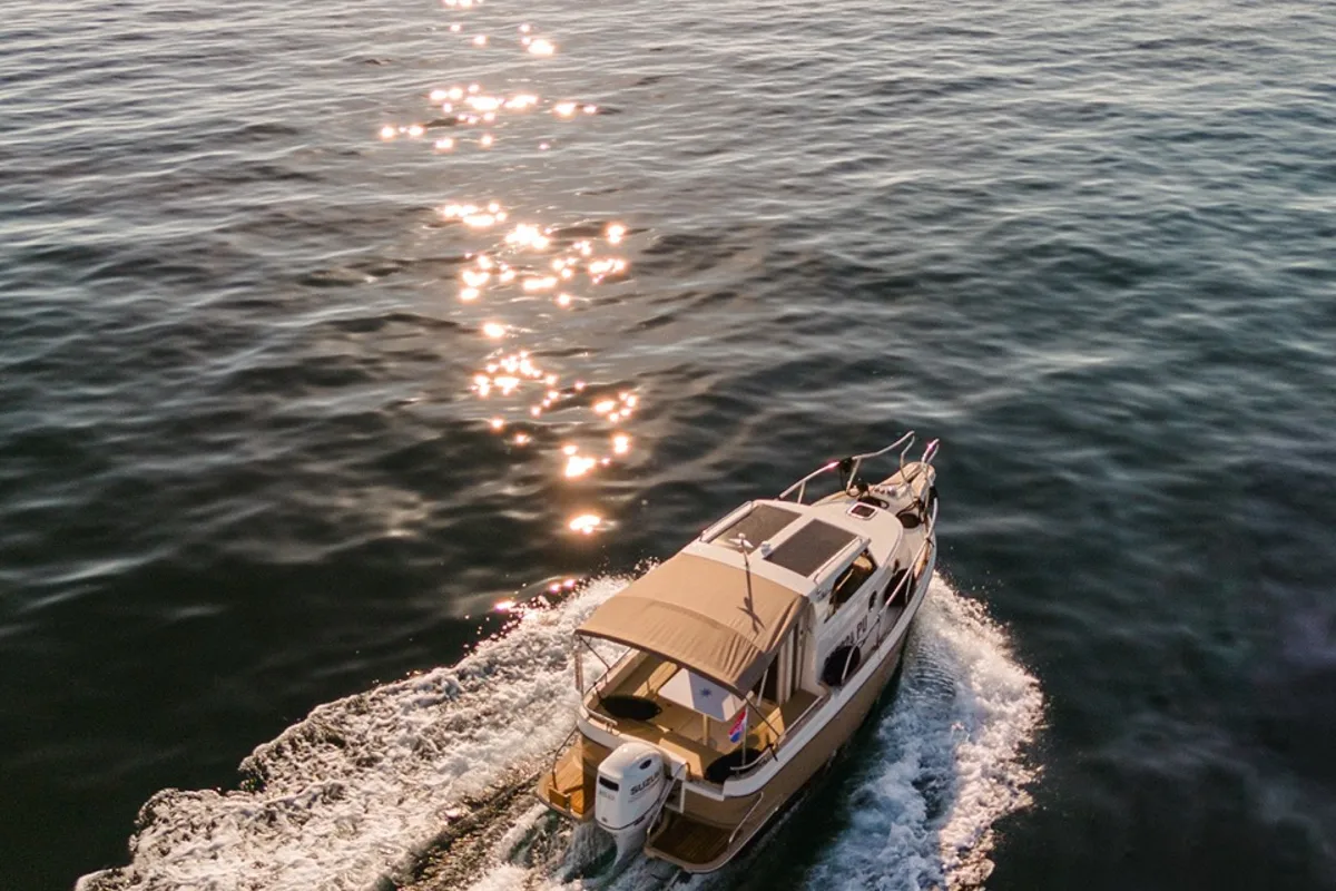 Exterior view of Bonaca, a Leidi 660 motorboat at Grad Pula, Croatia