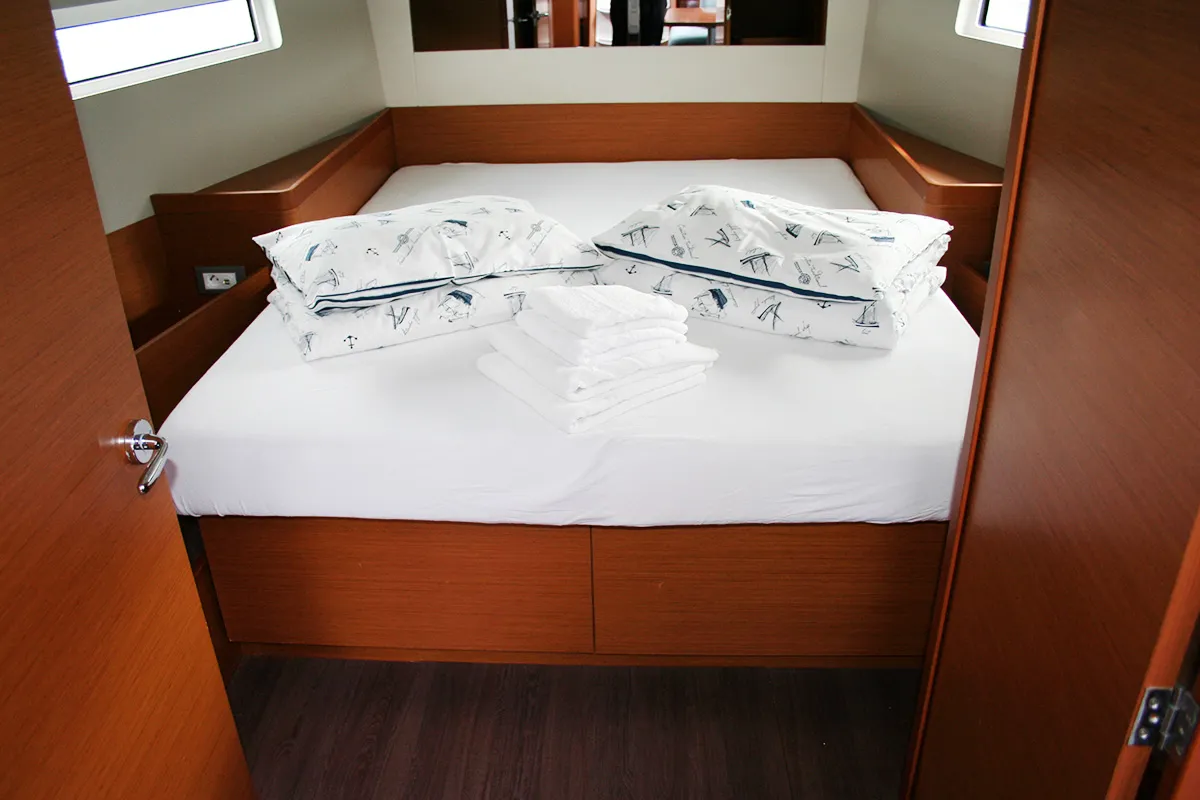 Cabin on Modesty, a Jeanneau Sun Odyssey 440 sailboat at Dubrovnik, Croatia