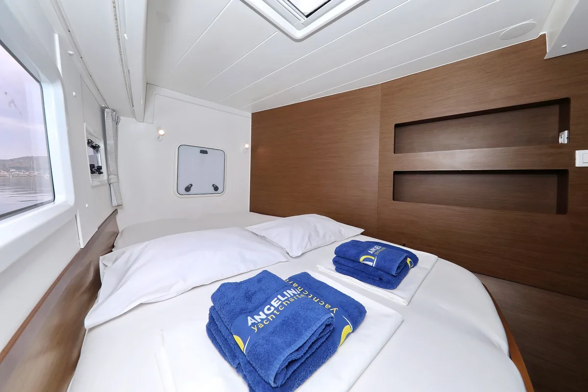 Cabin on Air Wave, a Lagoon 42 catamaran at Općina Rogoznica, Croatia