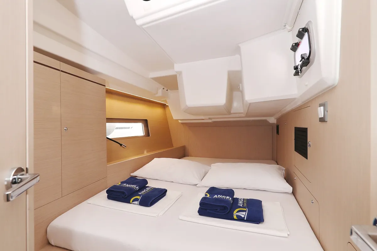 Cabin on Arabella, a Beneteau Oceanis 46.1 sailboat at Grad Biograd na Moru, Croatia