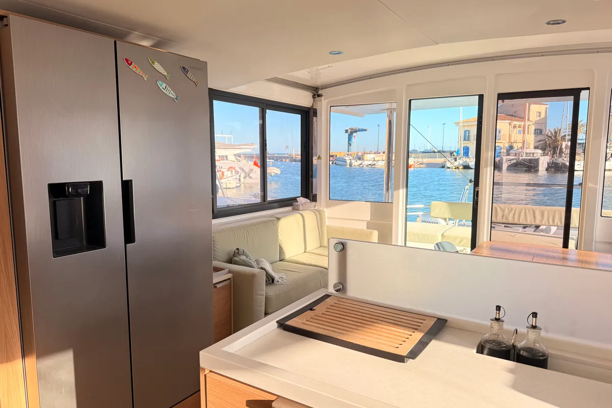 KISS REVE, a Bali 4.4 catamaran at Alboraia, Spain