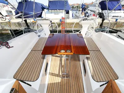 Deck of WindesEile (20), a Bavaria Cruiser 41S sailboat at Murter, Croatia