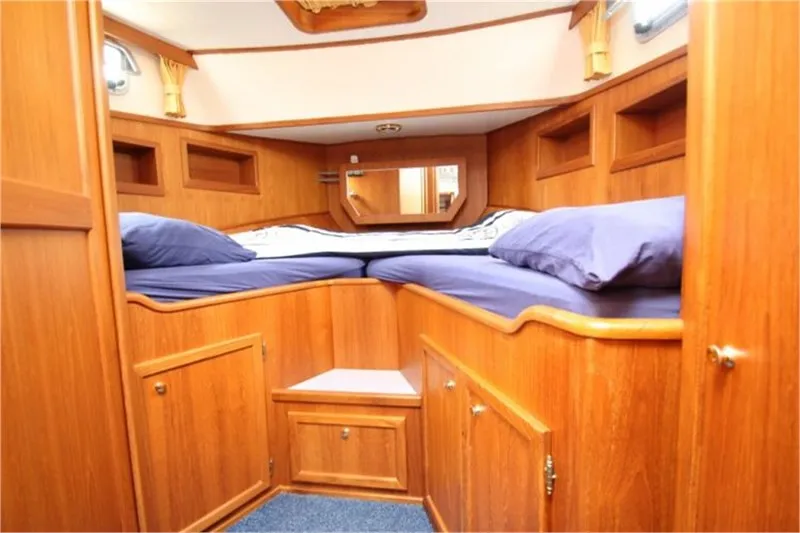 Cabin on Antoinette, a De Drait Kotterjacht 12.2 GL motorboat at Woudsend, Netherlands