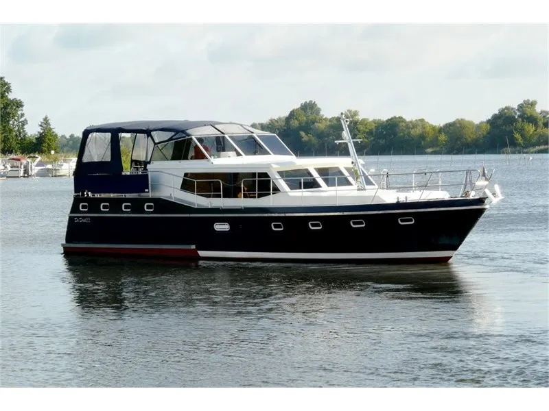 Exterior view of De Drait Renal 50, a motorboat at Drachten, Netherlands