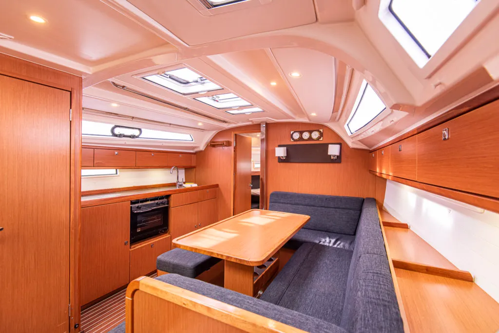 Salon of Libeccio, a Bavaria Cruiser 41 sailboat at San Vincenzo, Italy