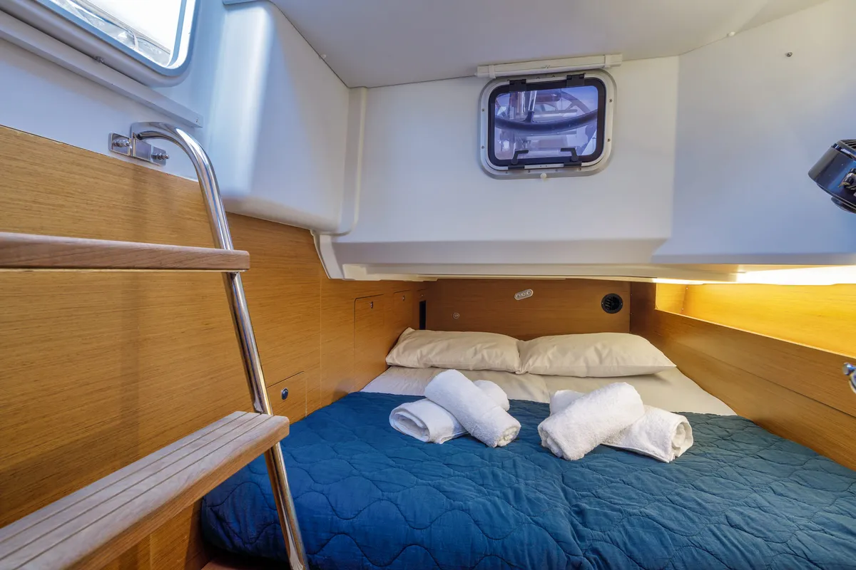 Discovery Blue, a Jeanneau Sun Loft 47 sailboat at Municipal Unit of Nea Peramos, Greece