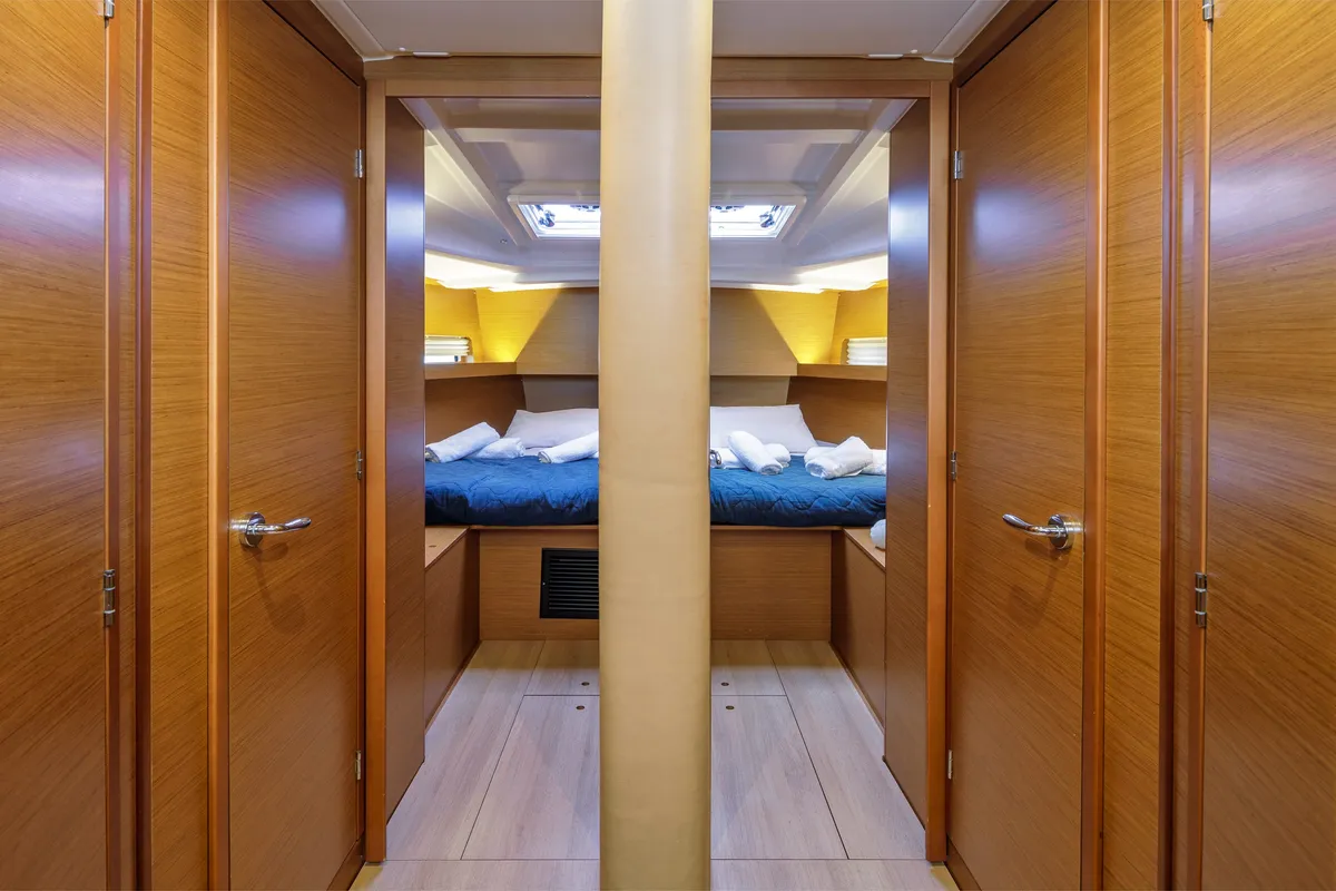 Discovery Blue, a Jeanneau Sun Loft 47 sailboat at Municipal Unit of Nea Peramos, Greece