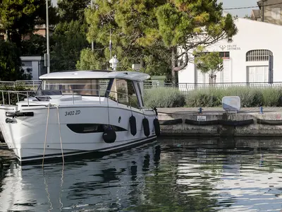 Mar, a Greenline 39 motor yacht at Grad Biograd na Moru, Croatia