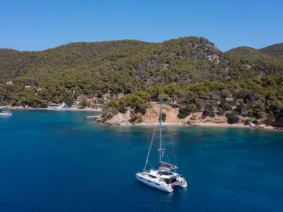 El Marita Brand New 2021 A/C & Generator Skippered
