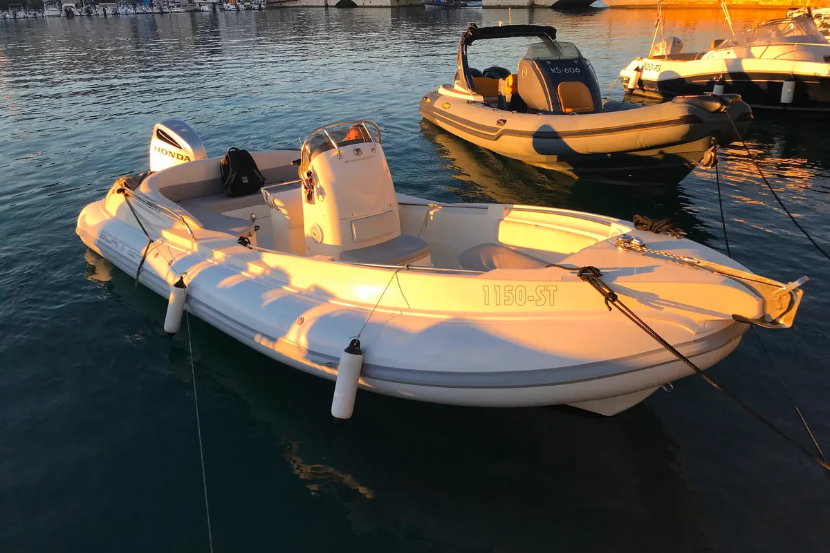Exterior view of Envy Tender, a Scanner 710 motorboat at Trogir, Croatia