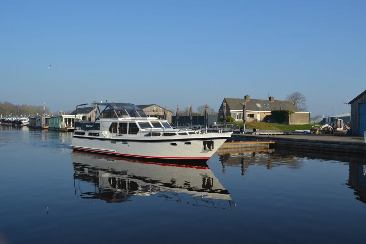 Exterior view of Blueflower, a De Drait Valkkruiser 1350 motorboat at Drachten, Netherlands