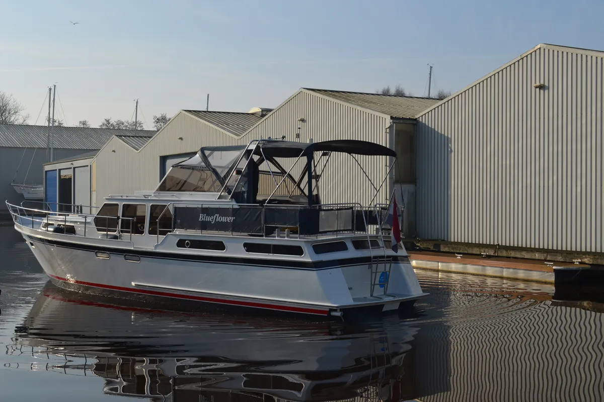 Exterior view of Blueflower, a De Drait Valkkruiser 1350 motorboat at Drachten, Netherlands