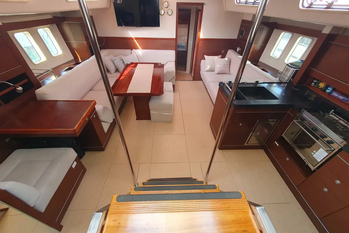 Salon of Maravillosa, a Hanse 545 sailboat at Split, Croatia