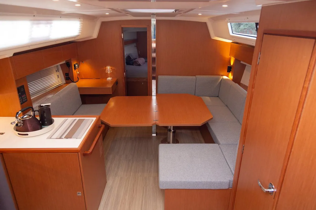 Salon of Tatyana, a Bavaria C42 sailboat at Pirovac, Croatia