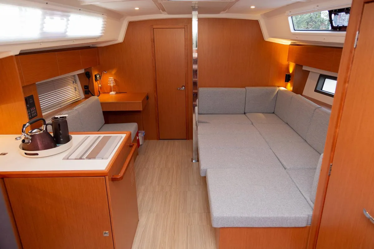 Salon of Tatyana, a Bavaria C42 sailboat at Pirovac, Croatia
