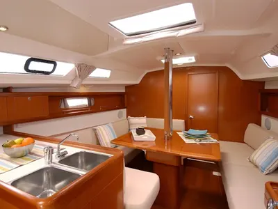 Galley of Dizzy Lizzy, a Beneteau Oceanis 34 sailboat at Altefähr, Germany