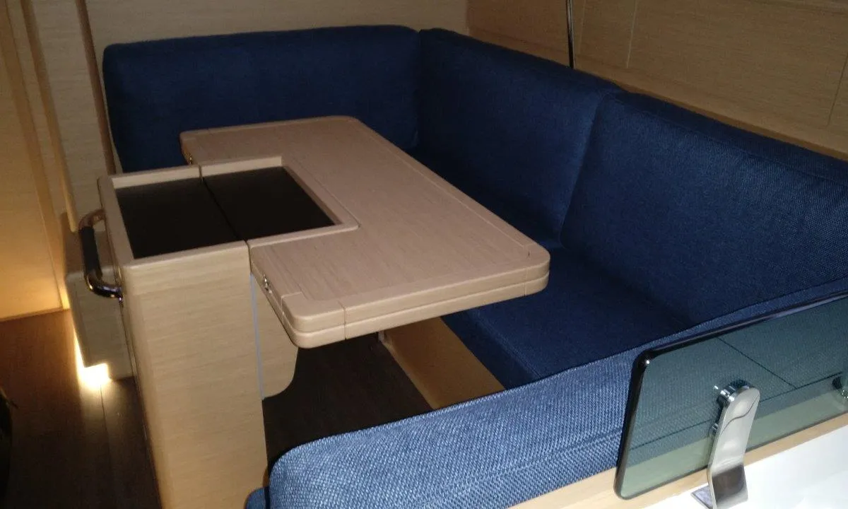 Salon of Tumbleweed, a Jeanneau Sun Odyssey 419 sailboat at Kontokali, Greece
