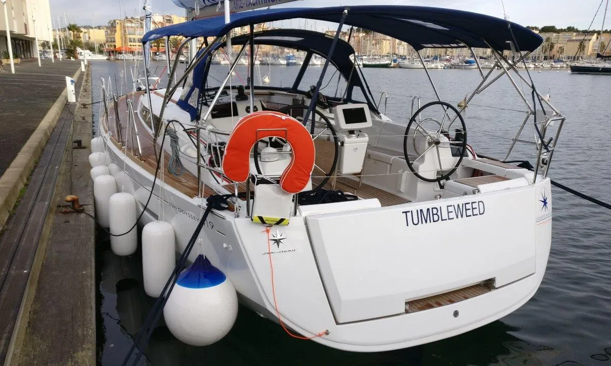 Exterior view of Tumbleweed, a Jeanneau Sun Odyssey 419 sailboat at Kontokali, Greece